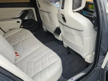 BMW 740 d xDrive M Sport