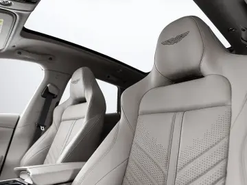 ASTON MARTIN DBX 4.0 V8 DBX707