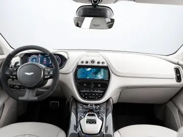 ASTON MARTIN DBX 4.0 V8 DBX707