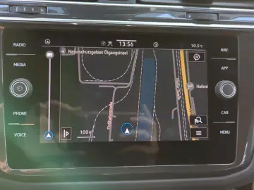 VW Tiguan Life eHyb Massag LED Kamera 4xSH Winterpa