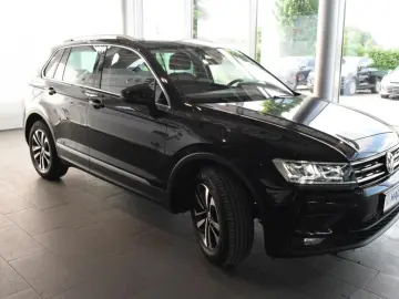 VW Tiguan IQ.DRIVE 1.5 TSI DSG NAVI PDC LED Klima