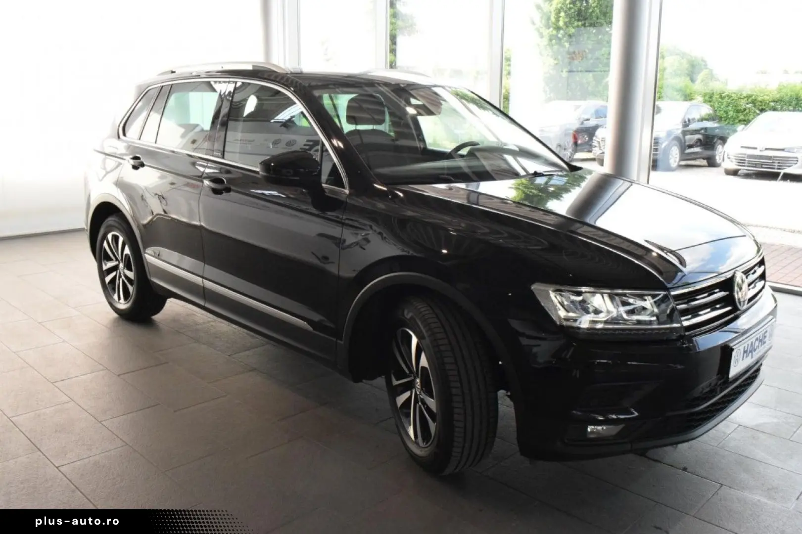 VW Tiguan IQ.DRIVE 1.5 TSI DSG NAVI PDC LED Klima