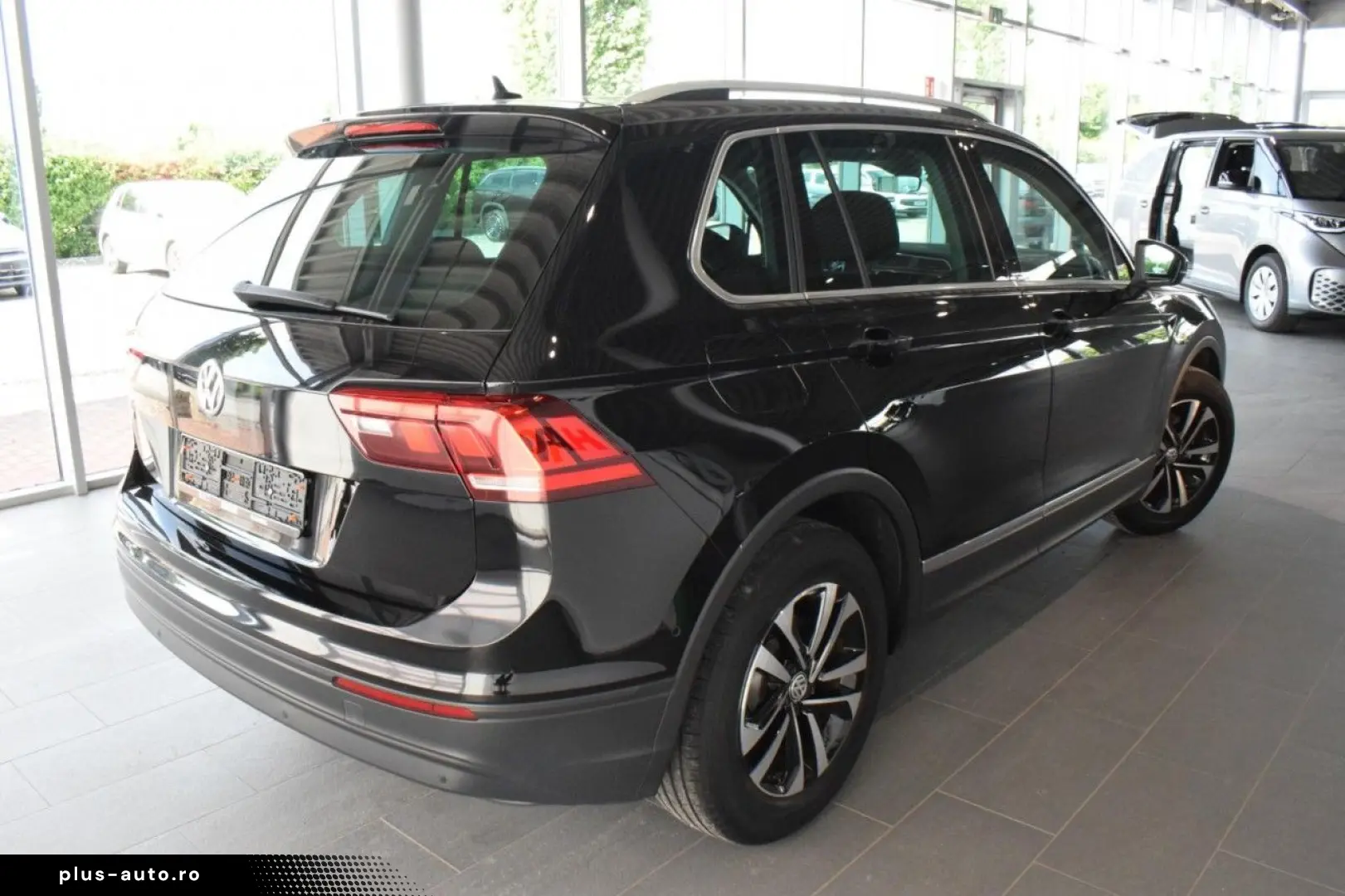 VW Tiguan IQ.DRIVE 1.5 TSI DSG NAVI PDC LED Klima