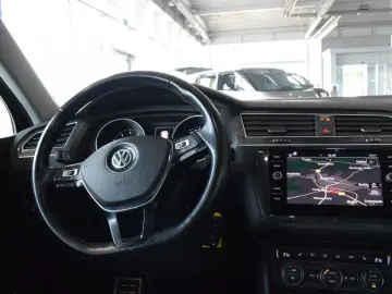VW Tiguan IQ.DRIVE 1.5 TSI DSG NAVI PDC LED Klima