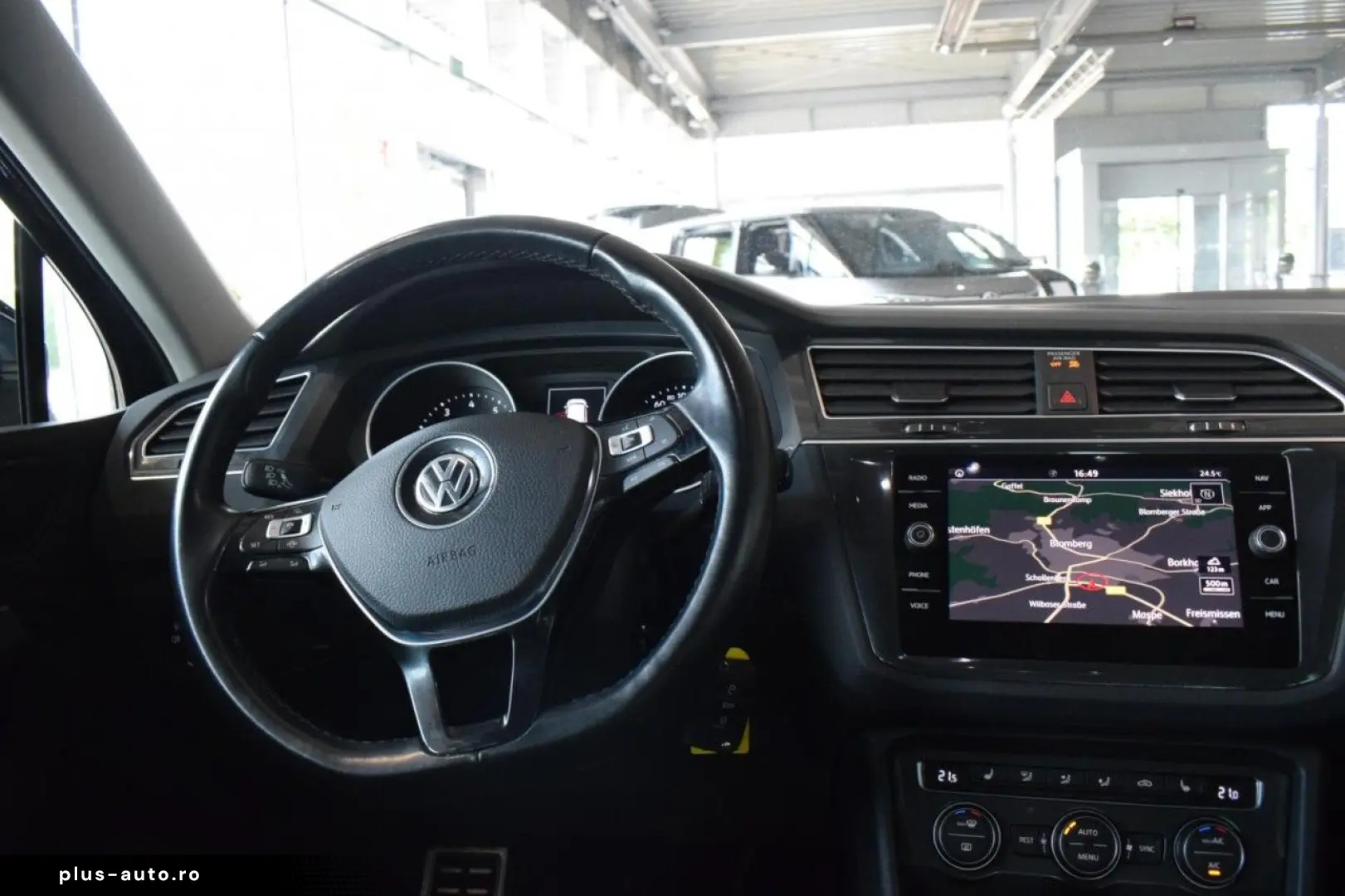 VW Tiguan IQ.DRIVE 1.5 TSI DSG NAVI PDC LED Klima