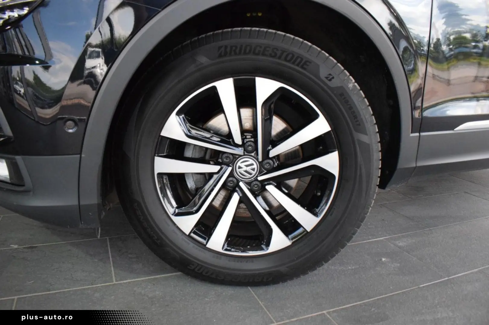 VW Tiguan IQ.DRIVE 1.5 TSI DSG NAVI PDC LED Klima