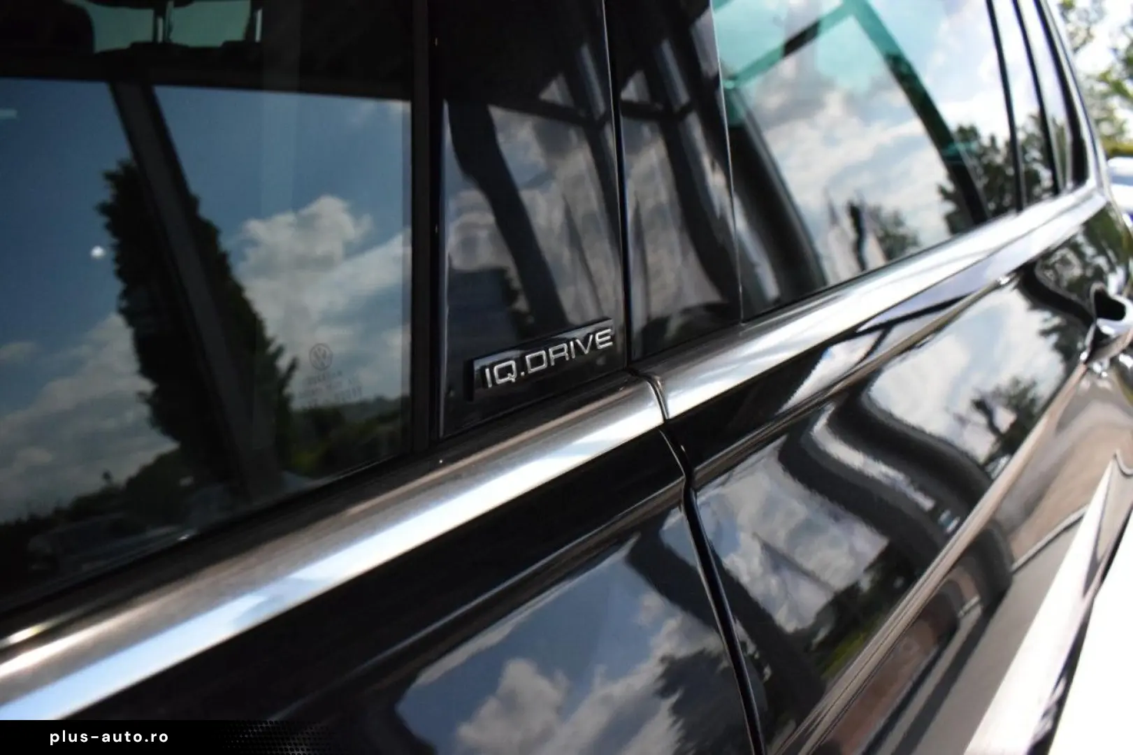 VW Tiguan IQ.DRIVE 1.5 TSI DSG NAVI PDC LED Klima