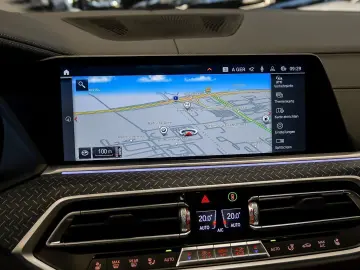 BMW X6 M50i BLACK VERMILION