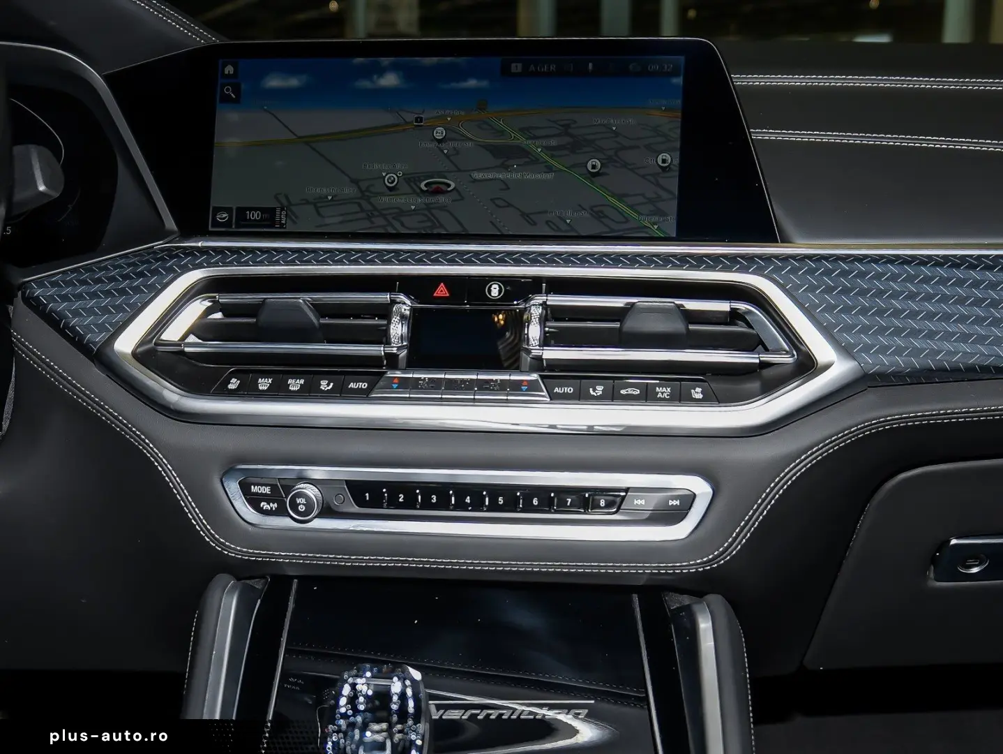 BMW X6 M50i BLACK VERMILION