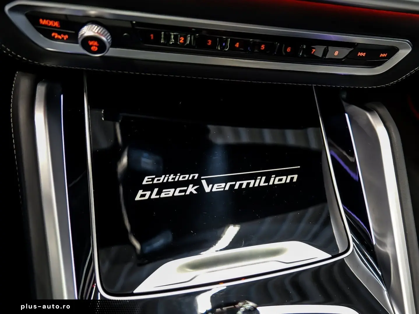 BMW X6 M50i BLACK VERMILION