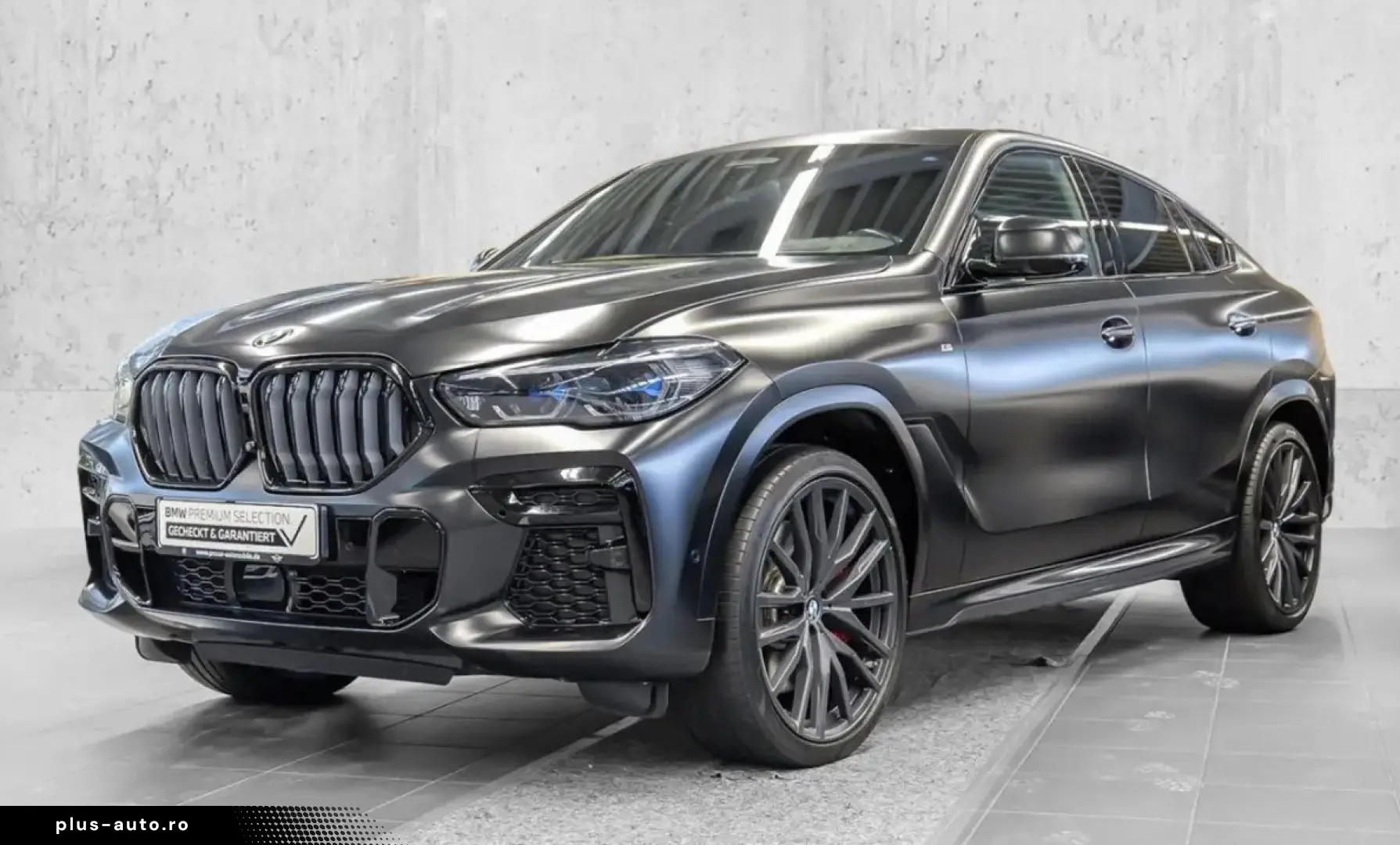 BMW X6 M50i BLACK VERMILION