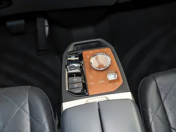 BMW iX xDrive40 M Sport