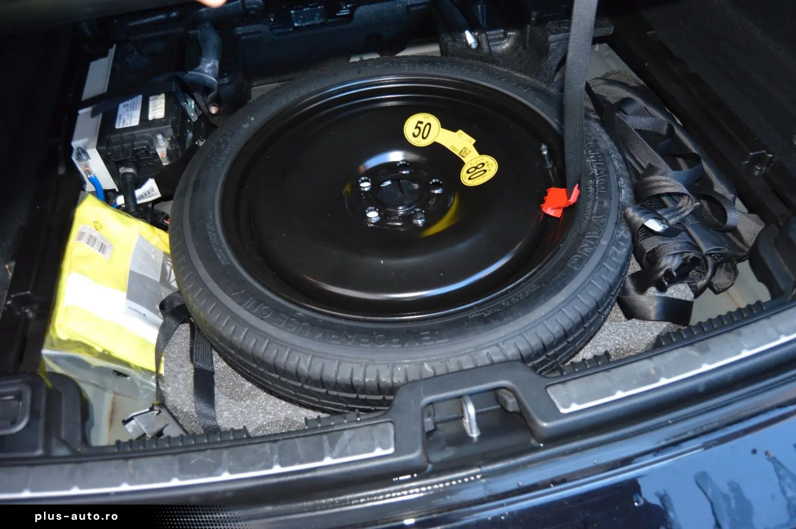 VOLVO XC60 Momentum AWD Allrad LED Hybrid Diesel