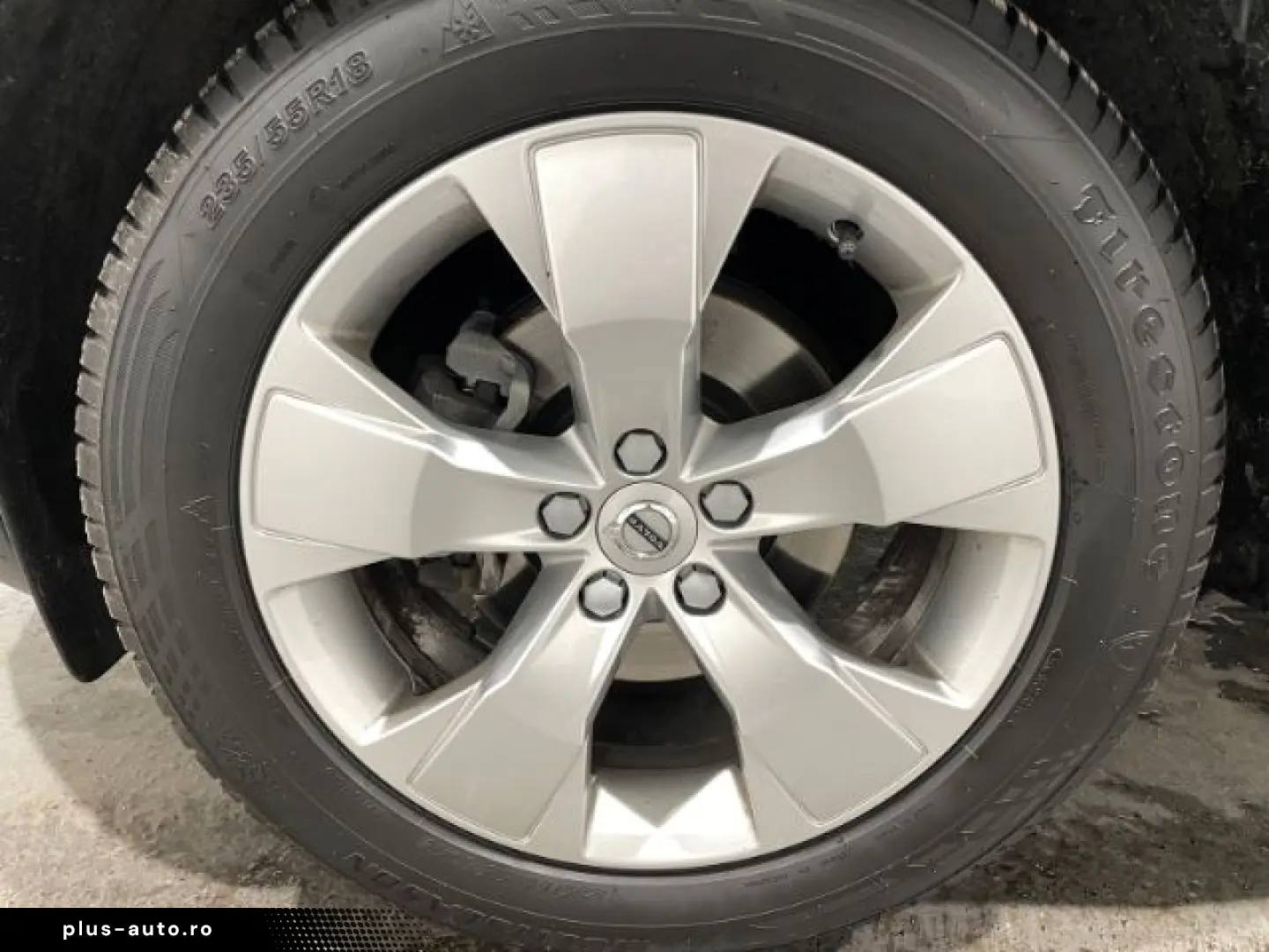 VOLVO XC40 T3 Momentum Pro Automatik LED Navi Pano PDC