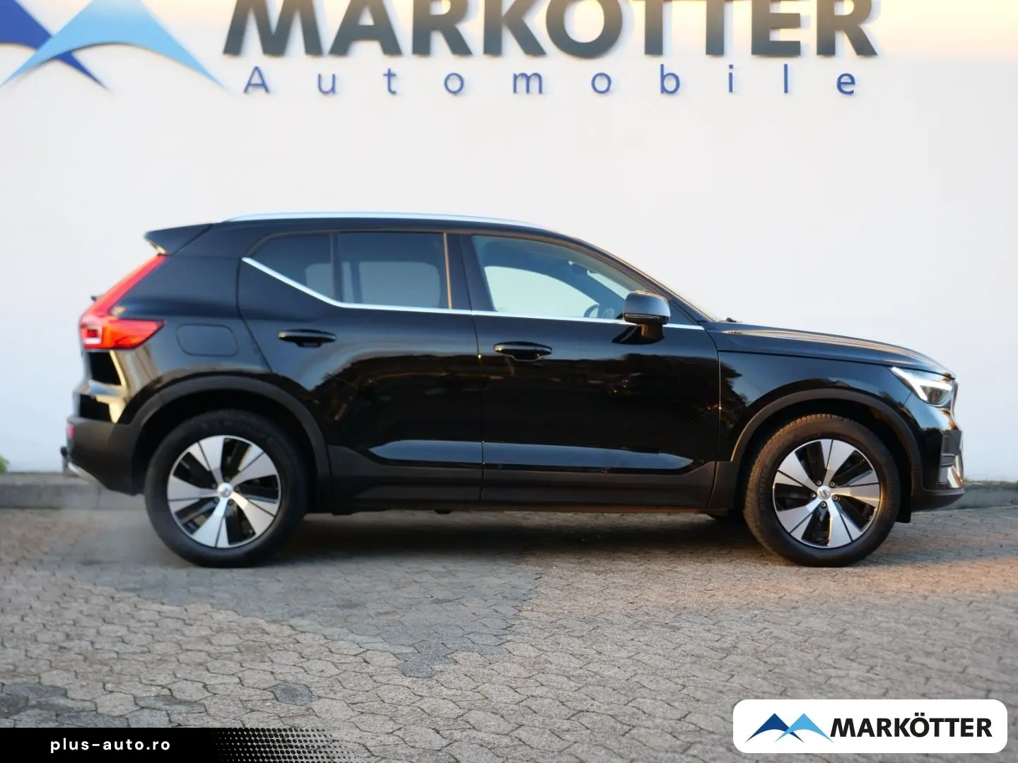 VOLVO XC40 T4 Recharge Core STHZ AHK CAM SHZ LHZ