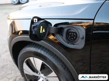 VOLVO XC40 T4 Recharge Core STHZ AHK CAM SHZ LHZ