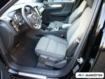 VOLVO XC40 T4 Recharge Core STHZ AHK CAM SHZ LHZ