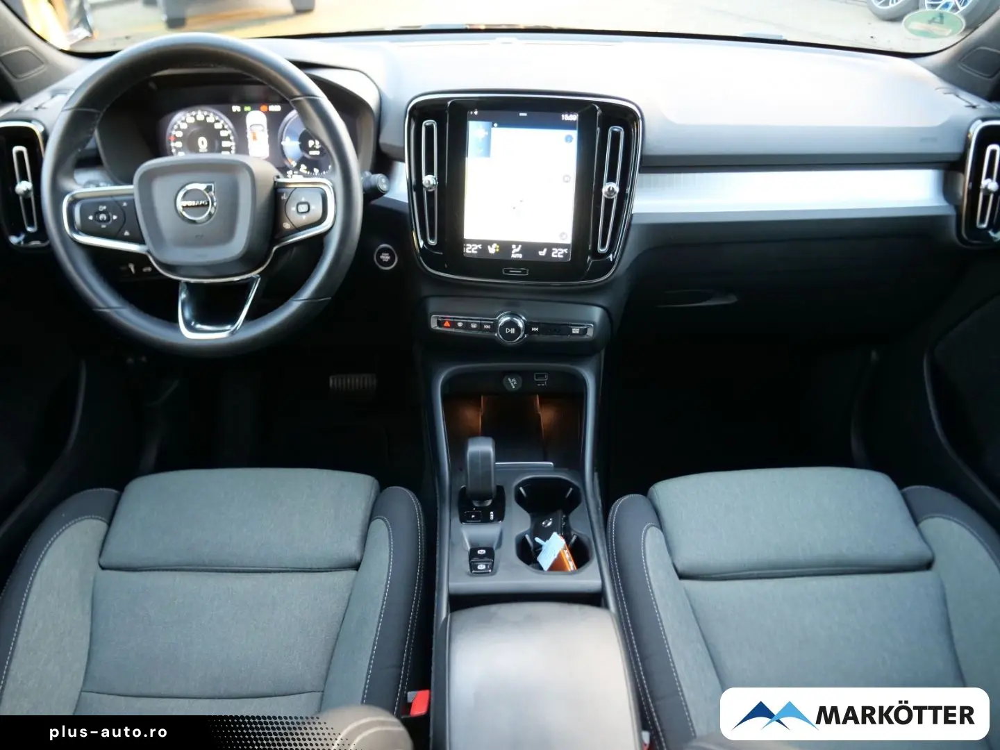 VOLVO XC40 T4 Recharge Core STHZ AHK CAM SHZ LHZ