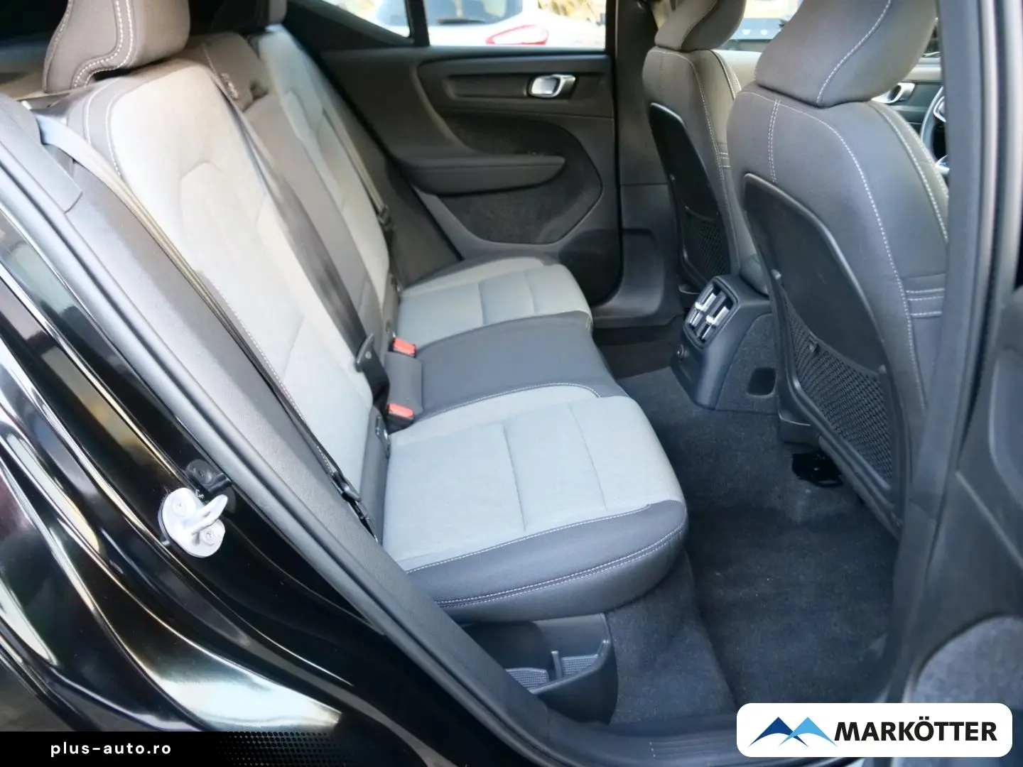 VOLVO XC40 T4 Recharge Core STHZ AHK CAM SHZ LHZ