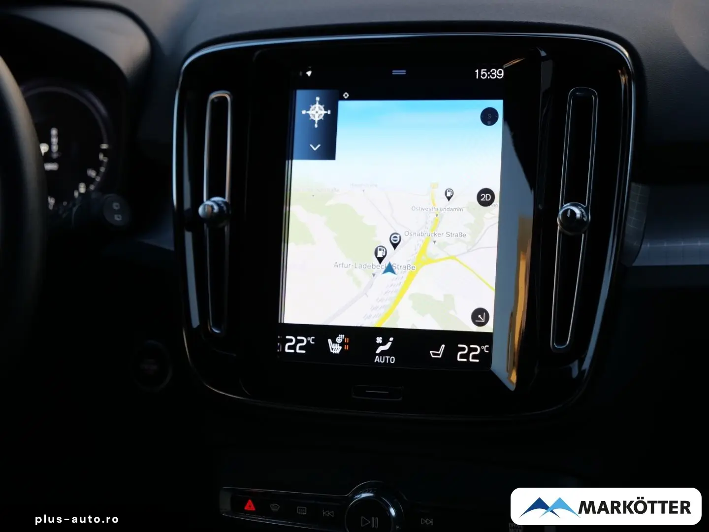 VOLVO XC40 T4 Recharge Core STHZ AHK CAM SHZ LHZ