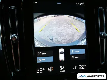 VOLVO XC40 T4 Recharge Core STHZ AHK CAM SHZ LHZ