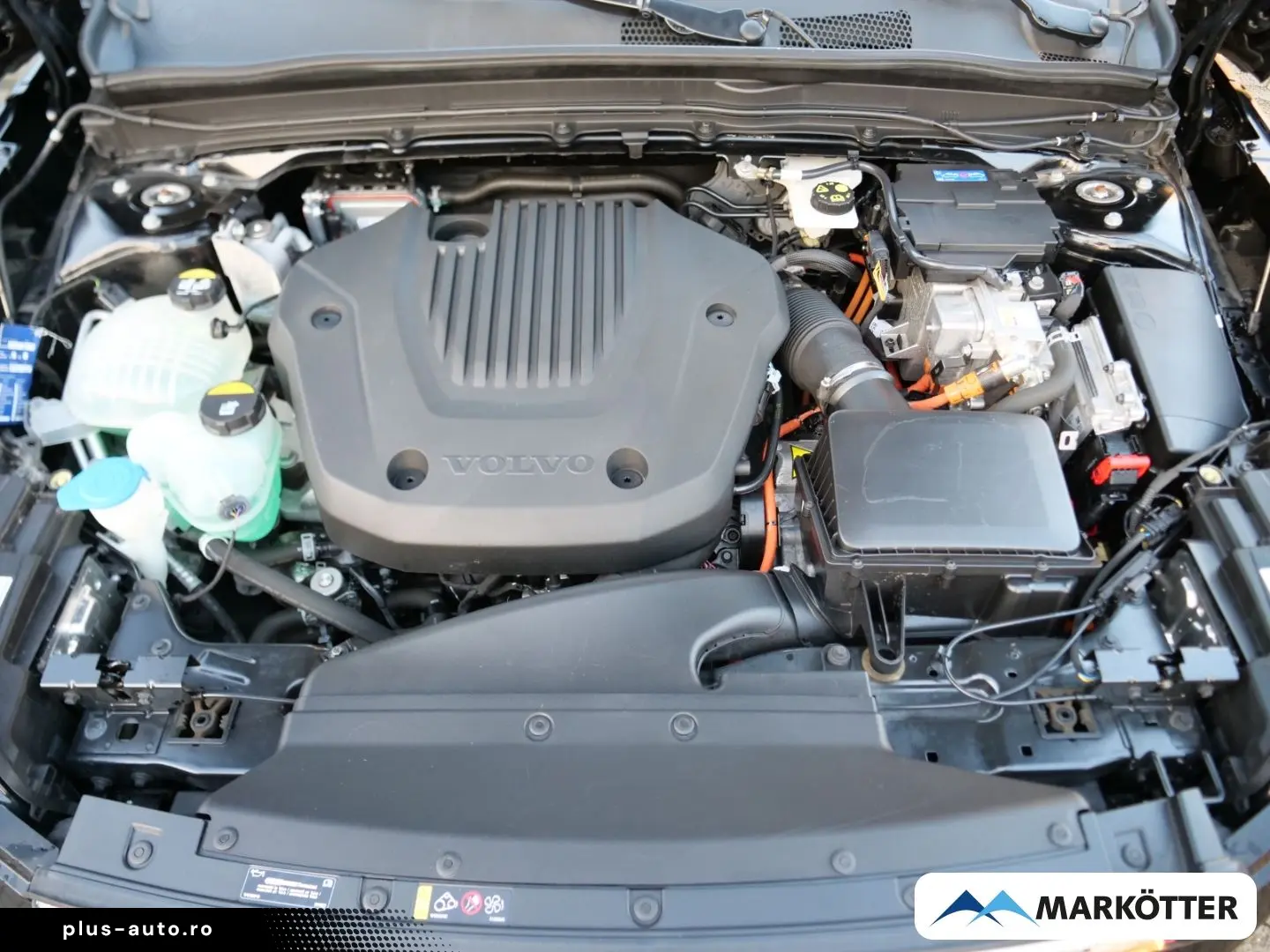 VOLVO XC40 T4 Recharge Core STHZ AHK CAM SHZ LHZ