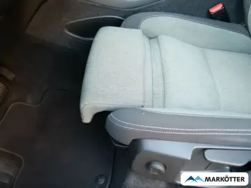 VOLVO XC40 T4 Recharge Core STHZ AHK CAM SHZ LHZ