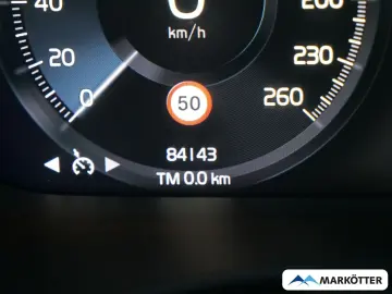 VOLVO XC40 T4 Recharge Core STHZ AHK CAM SHZ LHZ