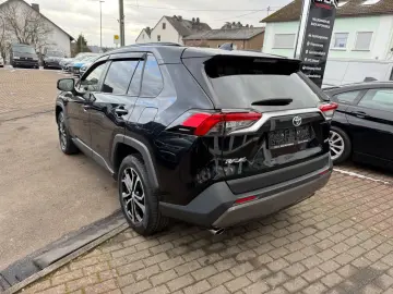 TOYOTA RAV4 Hybrid 4x2 Team Deutschland Leder