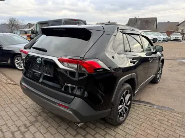 TOYOTA RAV4 Hybrid 4x2 Team Deutschland Leder