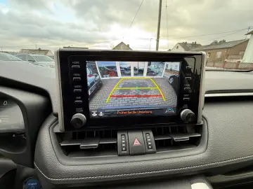 TOYOTA RAV4 Hybrid 4x2 Team Deutschland Leder