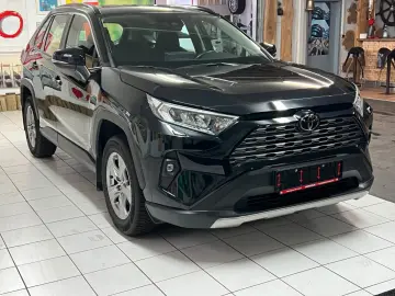 TOYOTA RAV4 4x2 Comfort LED Kamera SzHz Garantie MwSt