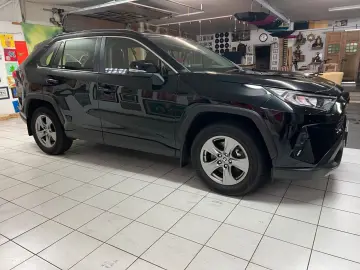 TOYOTA RAV4 4x2 Comfort LED Kamera SzHz Garantie MwSt