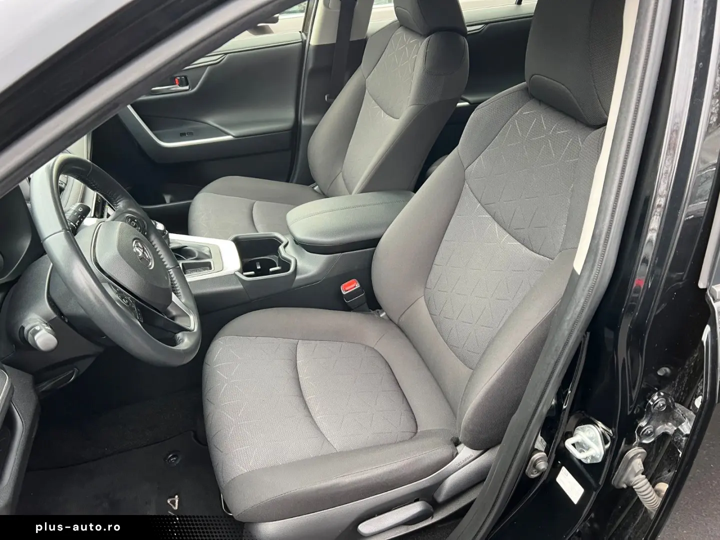 TOYOTA RAV4 4x2 Comfort LED Kamera SzHz Garantie MwSt