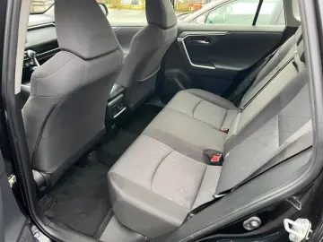 TOYOTA RAV4 4x2 Comfort LED Kamera SzHz Garantie MwSt