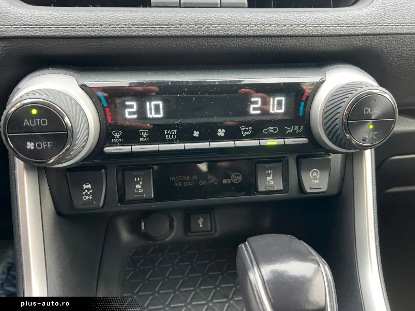 TOYOTA RAV4 4x2 Comfort LED Kamera SzHz Garantie MwSt