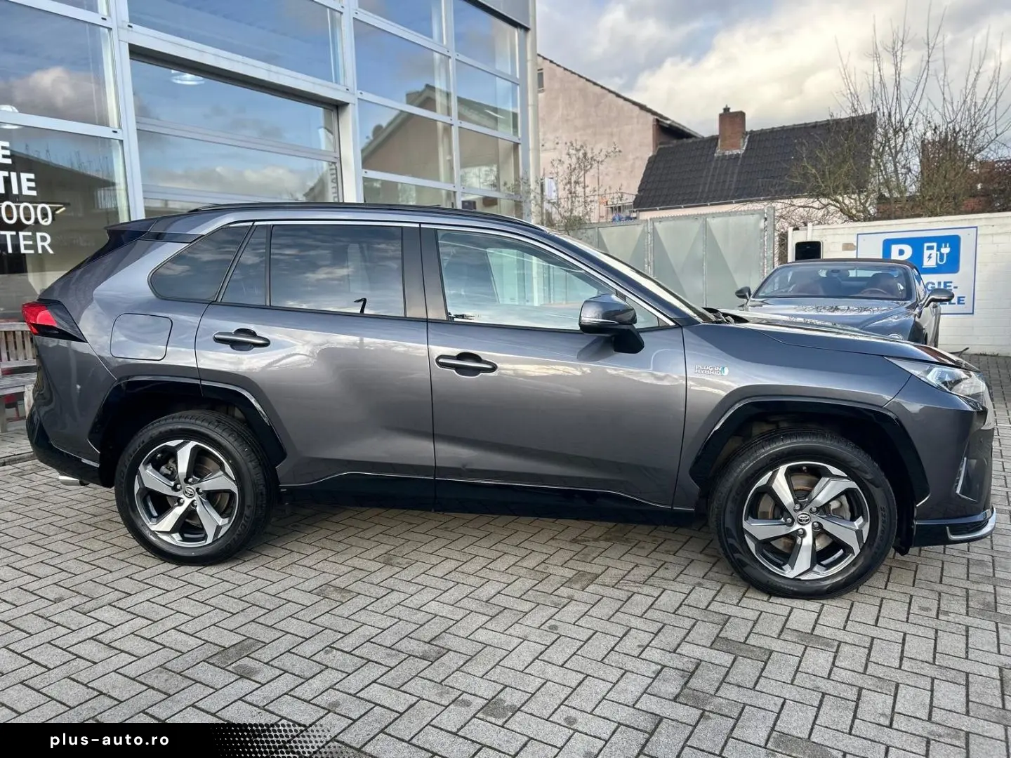 TOYOTA RAV 4 2 5l Plug-in Hybrid 4x4 Technik ACC SHZ LE