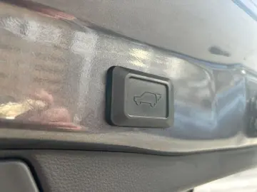 TOYOTA RAV 4 2 5l Plug-in Hybrid 4x4 Technik ACC SHZ LE