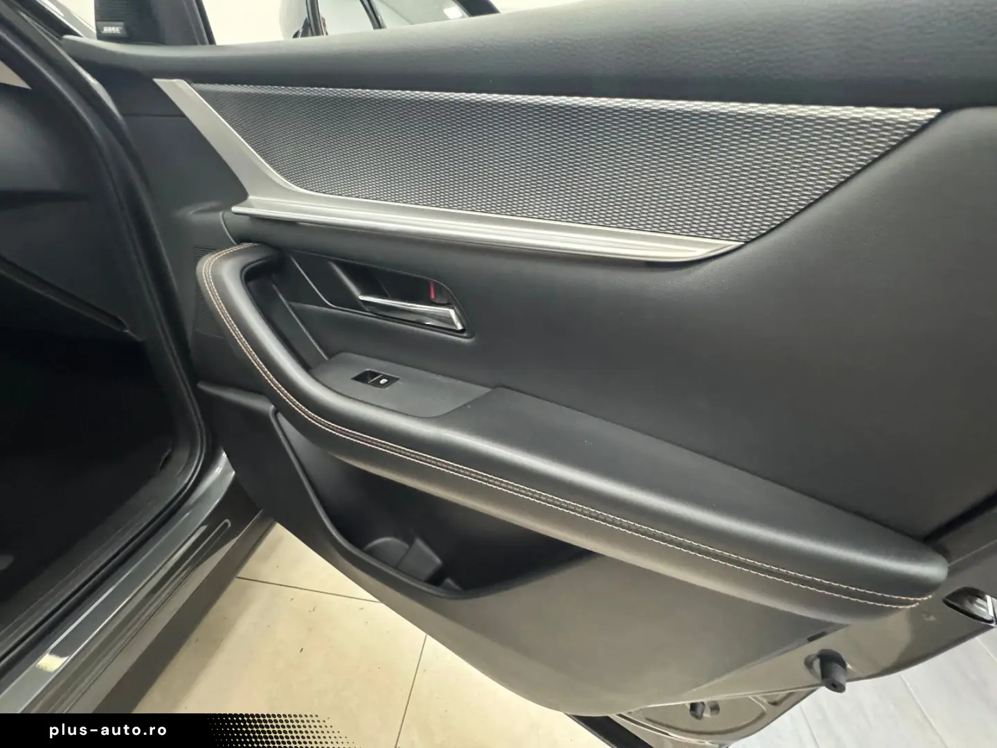 MAZDA CX-60 PHEV 327ps Homura AWD CON- DRI- COM-P