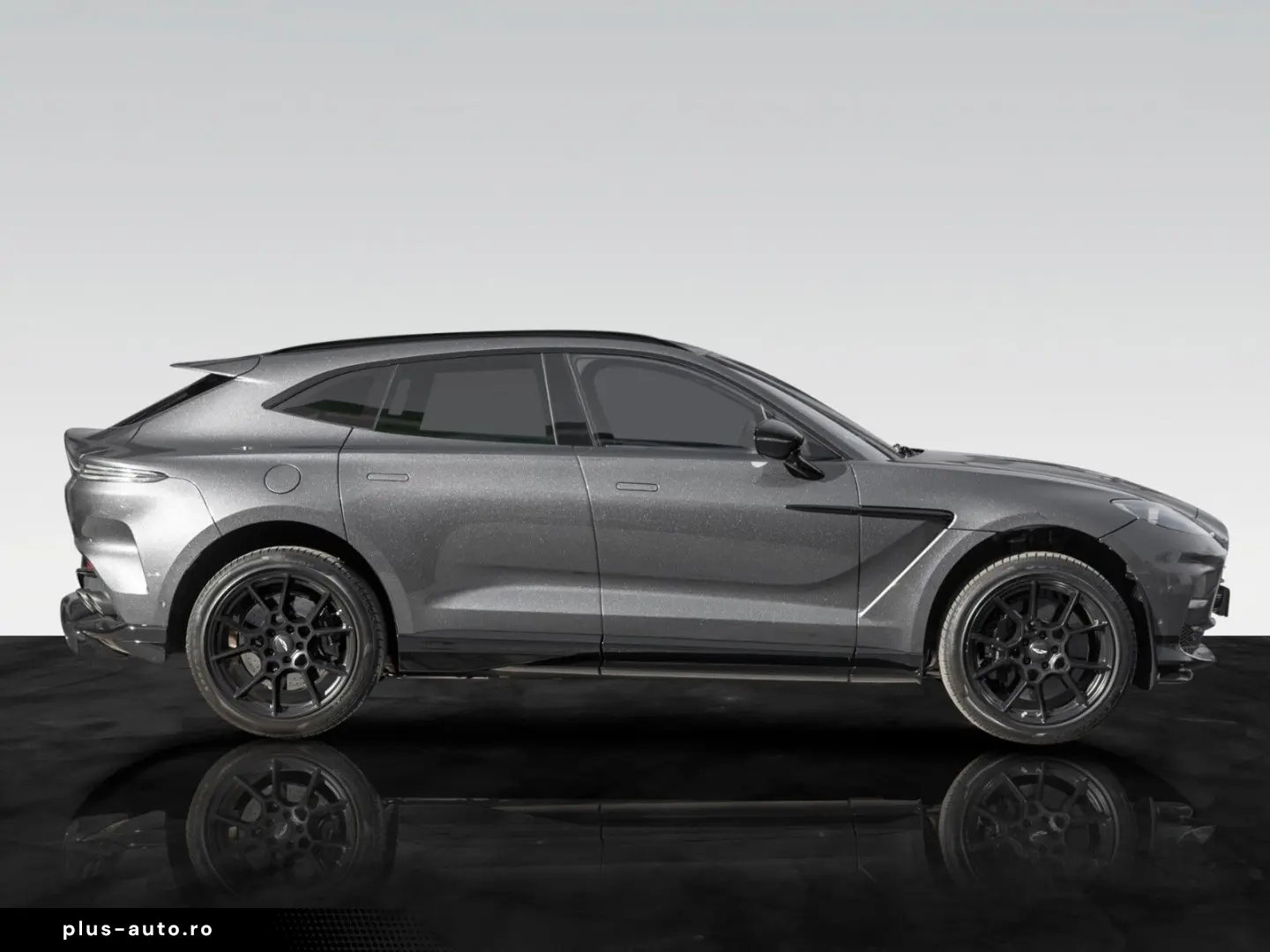 ASTON MARTIN DBX707   Remote Heat   Signature Paint