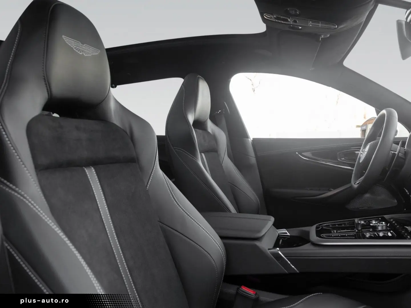 ASTON MARTIN DBX707   Remote Heat   Signature Paint