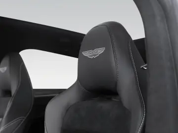 ASTON MARTIN DBX707   Remote Heat   Signature Paint