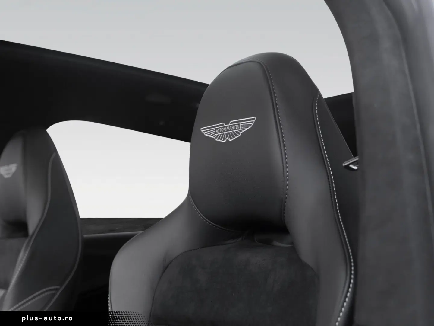 ASTON MARTIN DBX707   Remote Heat   Signature Paint