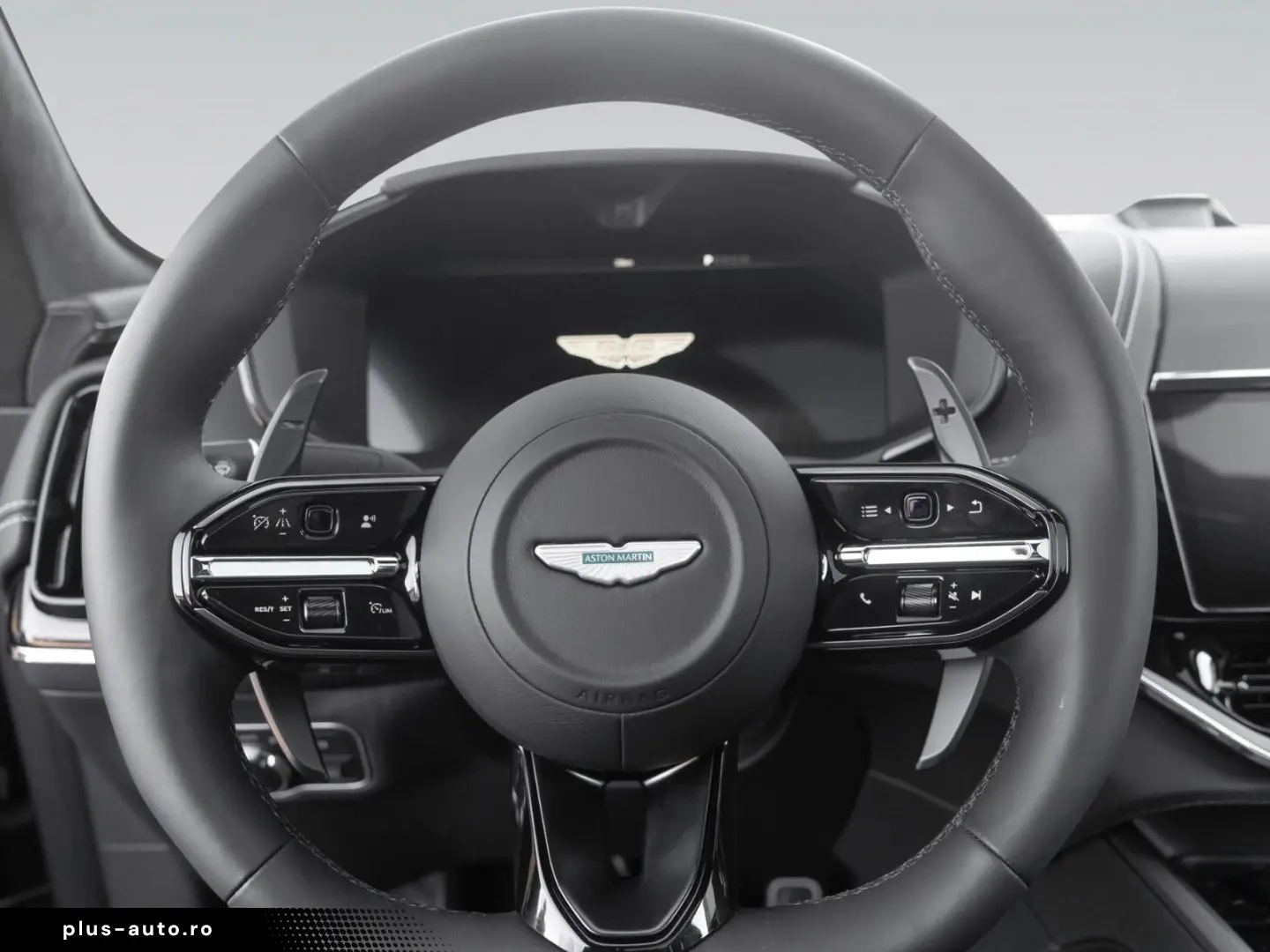 ASTON MARTIN DBX707   Remote Heat   Signature Paint