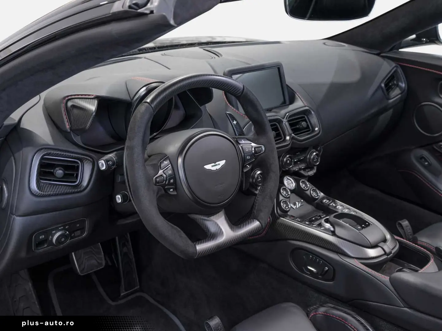 ASTON MARTIN New Vantage V12 Roadster