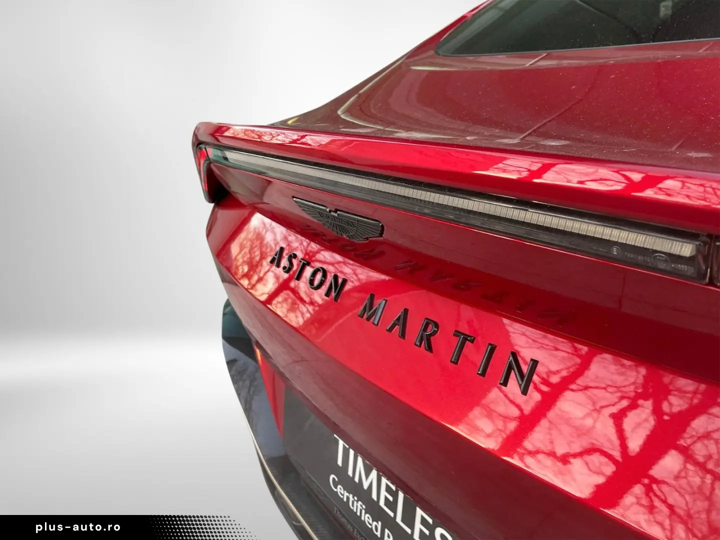 ASTON MARTIN V12 Vantage - Carbon Packs