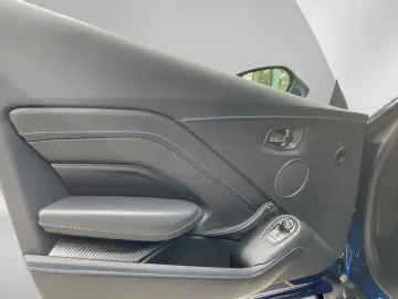 ASTON MARTIN V12 Vantage Nr. 24 of 333