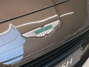 ASTON MARTIN Vanquish Coupe