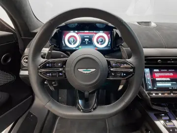 ASTON MARTIN Vanquish Coupe