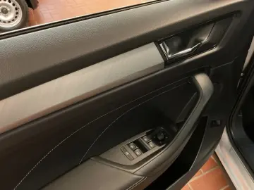 SKODA Kodiaq 1.5 TSI DSG Clever LED Navi Kamera